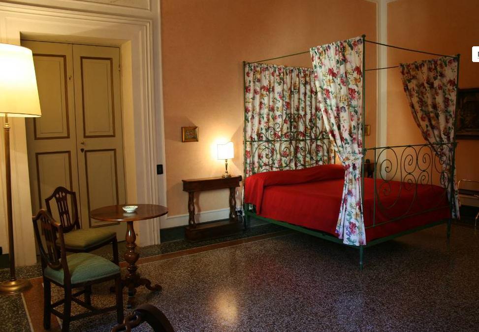 루카 Palazzo Tucci Residenza D'Epoca B&B 객실 사진
