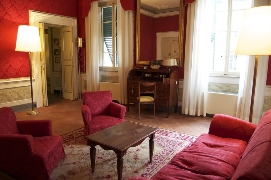 루카 Palazzo Tucci Residenza D'Epoca B&B 외부 사진