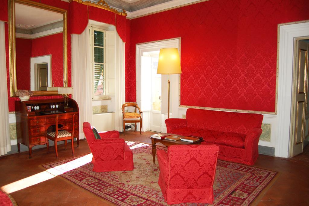 루카 Palazzo Tucci Residenza D'Epoca B&B 외부 사진