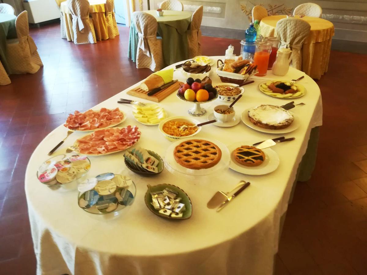 루카 Palazzo Tucci Residenza D'Epoca B&B 외부 사진