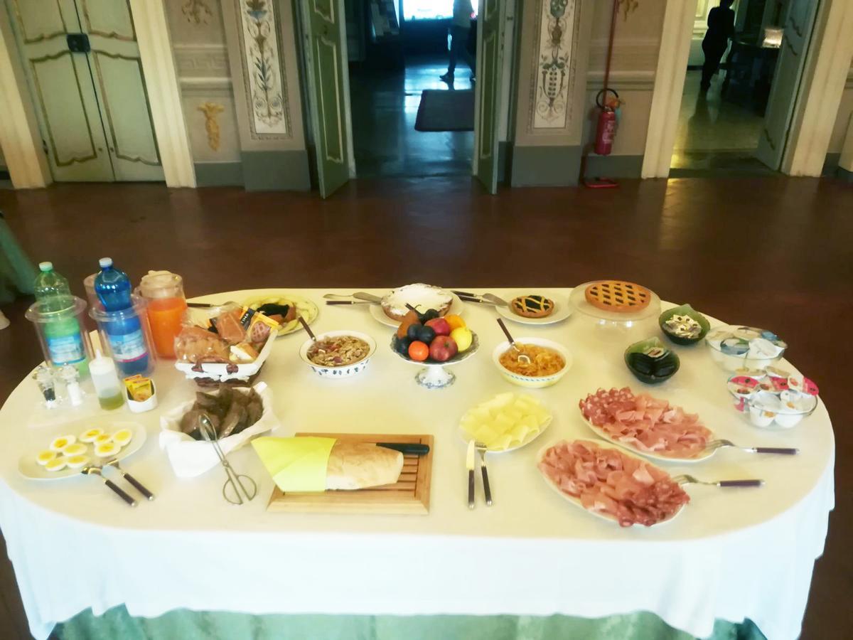 루카 Palazzo Tucci Residenza D'Epoca B&B 외부 사진