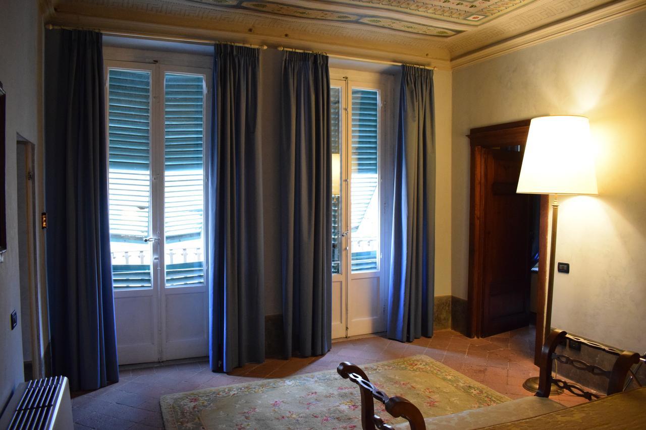 루카 Palazzo Tucci Residenza D'Epoca B&B 외부 사진